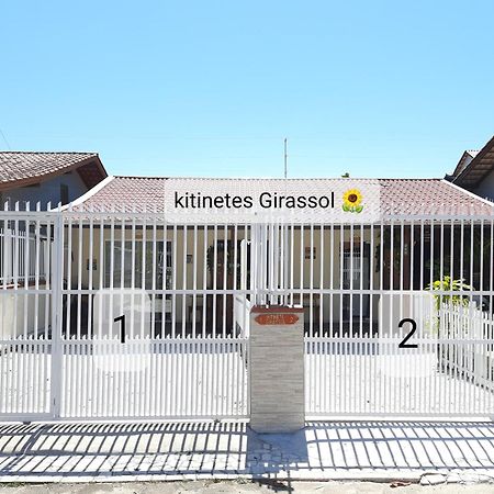 Kitinete Girassol 1 - Penha Sc - Beto Carrero Villa Ngoại thất bức ảnh